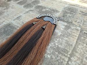Producto de gran venta, buena calidad, crin de caballo, tamaño largo, hecho a mano, material de cuero, sporran, y diferentes tamaños y colores. - Product Image 4