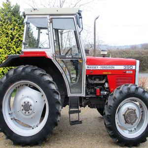 รถแทรกเตอร์การเกษตร Massey Ferguson 390 ที่เชื่อถือได้ สำหรับงานในฟาร์ม พร้อมประสิทธิภาพที่แข็งแกร่ง ดีไซน์ที่ทนทาน และคุ้มค่าเป็นเลิศสำหรับ B - Product Image 1