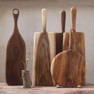 Planche à découper en bois massif de qualité supérieure pour couper les fruits, les légumes et la viande, planche à découper en bois rustique tendance, accessoires de cuisine - Product Image 4