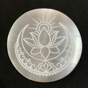 Plaque de Recharge en Sélénite Polie Gravée, Motif Lune, pour Nettoyage Énergétique, Guérison Reiki, Décoration Maison – Véritable Article Très Demandé - Product Image 2
