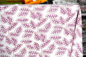 Manteles de Algodón 100% Estampados a Mano Sanagneri para Decoración del Hogar de Lujo - Diseño Moderno Ecológico y Reutilizable para el Hogar y Eventos - Product Image 4