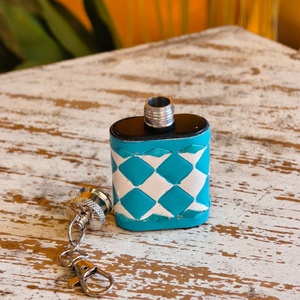 Mini flacons à liqueur en cuir véritable Venus haut de gamme, motif quadrillé, avec nouveau bouchon métallique, légers et robustes, accessoire de mode - Product Image 3