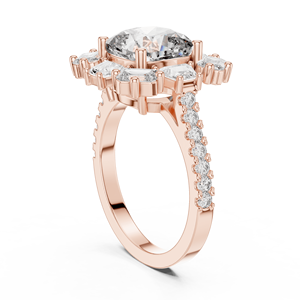 Anillo de Compromiso al por Mayor con Diamantes en Racimo y Piedras Laterales de Corte Esmeralda Baguette en Oro Rosa de 18K, Joyería Nupcial de Diseño Personalizado - Product Image 2