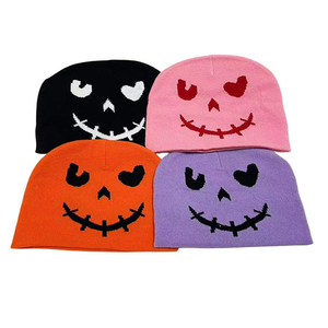 Bonnet Halloween mignon avec visage brodé de citrouille, unisexe adulte, 56-58CM, pour les fêtes - Product Image 1