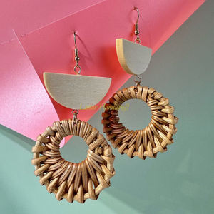 ต่างหูหวายสไตล์วินเทจคุณภาพสูงวัสดุหวายธรรมชาติสไตล์ใหม่จากเวียดนาม - Product Image 2