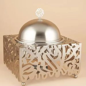 Cazuela de Lujo con Diseño de Cúpula Martillada y Base de Alambre Floral Dorado, Olla Aislada Premium para Servir Comida Caliente en Bodas y Eventos - Product Image 5