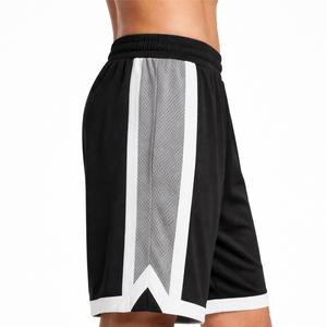 Shorts de basket respirants pour hommes, noir et blanc rayé, taille élastique, mi-longueur, style sportif, tissu en mesh - Product Image 1