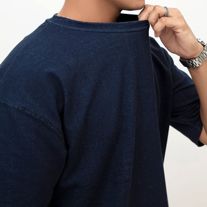 เสื้อยืดโอเวอร์ไซส์แบบหนาพิเศษสั่งทำขายส่ง คอกลมสไตล์วินเทจ เสื้อยืดโอเวอร์ไซส์สีพื้น ผ้าผสมอีลาสเทนสีดำสำหรับผู้ชาย - Product Image 5