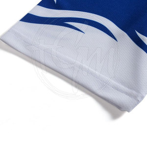 Tenue de football professionnelle en tissu léger et respirant, conçue pour l'entraînement, les matchs et le confort en compétition - Product Image 3