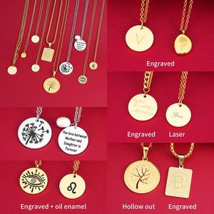 Einfache personalisierte Namenskette aus Zirkon und Edelstahl, hochglanzpoliert, mit rundem/quadratischem/langem Anhänger. - Product Image 6