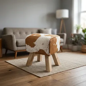 Taburete de Cuero Vacuno Vintage con Patas de Madera Rústicas, Reposapiés Tapizado, Banco Otomano - Product Image 4