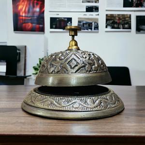 Campana de Mesa Elegante de Aluminio Repujado con Diseño Decorativo, Ligera y Multiusos para Escritorio, Mostrador, Oficina, Hogar y Exhibición - Product Image 5