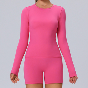 Ensemble de yoga 3 pièces sans couture pour femme OEM : T-shirt, short cycliste, haut long, soutien-gorge de sport taille haute respirant et écologique - Product Image 4