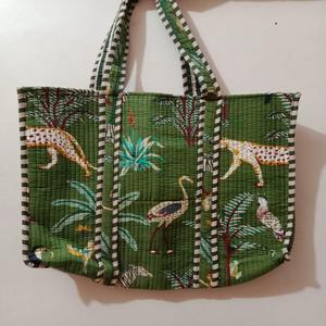 Quilted Cotton Geometric Pattern Tote Bag with Zipper Closure Shopping & Travel Bag - Product Image 2