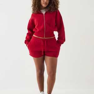 Ensemble 2 pièces pour femme : Sweat à capuche zippé plissé et short, coupe ample, respirant, décontracté, pour course, gym et activités de plein air - Product Image 3