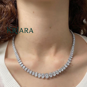 Collar de Moissanita con Corte Ovalado, Plata S925 con Baño de Rodio, Joyería de Lujo para Mujer, Ideal para Bodas - Product Image 1