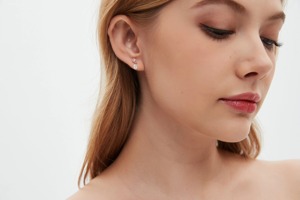 Pendientes de Diamantes Flotantes en Oro de 14K y 18K, Diamantes Cultivados en Laboratorio, Color Rosa y Blanco, Joyería Minimalista y Elegante para Mujer - Product Image 2