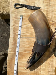 Cuerno para Beber con Soporte de Cuero, Cuerno para Cerveza para el Hogar o Restaurante, por Tayyab Handicraft - Product Image 3