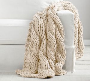 Latest Color 100% Chunky Knitted Luxury Eco-Friendly All-Season <b>Throw</b> Blanket Bulky Large Cable Knitted Soft Cozy Sofa <b>Bed</b> Decor - Product Image 4