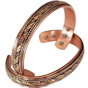 Bracelet en cuivre de style traditionnel, bijoux artisanaux en cuivre unisexe, bracelet en cuivre durable avec motif en corde gravé - Product Image 4