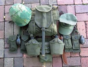 Équipement de terrain robuste pour conditions extrêmes, équipement de survie et d'expédition - Product Image 4