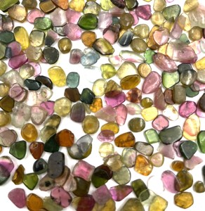 Lote de Gemas Sueltas de Turmalina Multicolor Natural, 4-8 mm, 25 CT, Turmalina Multicolor con Certificado IGI - Product Image 2