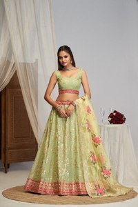 Robe ethnique en faux georgette vert clair, brodée et ornée de paillettes, pour femmes, pour Diwali, Eid, mariage, fête - Product Image 3