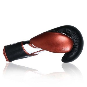 ถุงมือต่อสู้มวยไทยสำหรับกีฬามวยถุงมือหนังพร้อมแผ่นรองถุงมือ - Product Image 4