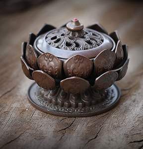 Quemador de incienso metálico con acabado negro, moderno, para fragancia de Oud, decoración para el hogar. - Product Image 5