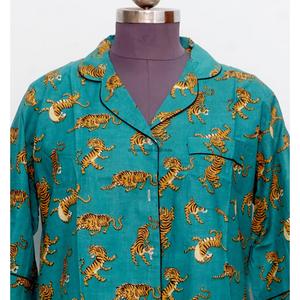 เสื้อคลุมกิโมโนแขนสั้นคอวีผ้าฝ้าย 100% สวมใส่สบาย พิมพ์ลายเสือ สำหรับผู้หญิง เนื้อผ้าบางเบา ระบายอากาศได้ดี เหมาะสำหรับฤดูใบไม้ผลิ ฤดูร้อน ฤดูหนาว - Product Image 3