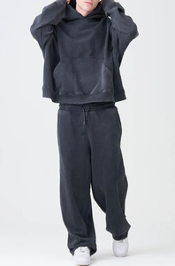 Ensemble jogging et sweat à capuche oversize noir pour homme en molleton de coton éponge délavé avec broderie style Technics - Product Image 2