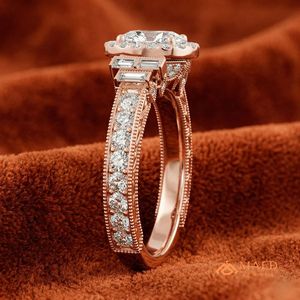 Anillo de Compromiso de Oro Rosa con Tres Piedras de Corte Ovalado para Mujer, Regalo de Boda y Aniversario - Product Image 2