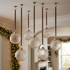 Juego de 14 Adornos Navideños de Cristal Vintage de Alta Calidad |   Adornos Colgantes Multicolores |   Decoración Festiva para Árboles de 6, 8 y 10 CM - Product Image 4