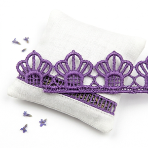 Encaje Guipur Floral Violeta de 15 mm, Personalizable, Calidad de Exportación, Paquete de 20 Metros para Envolver Regalos, Cajas de Regalo, Tarjetas de Felicitación - Product Image 1