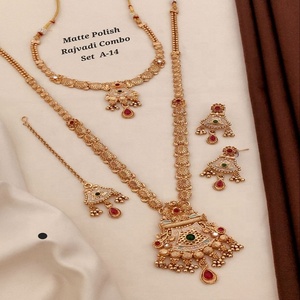 สร้อยคอขายดีสร้อยคอที่สง่างามสำหรับผู้หญิงสำหรับสวมใส่ในเทศกาลราคาไม่แพงจากผู้ส่งออกอินเดีย - Product Image 3