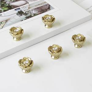 High Quality Floral Zinc Alloy Contemporary <b>Cabinet</b> <b>Knob</b> <b>Gold</b> Crystal Handle for Bedroom Living Room Kitchen Bathroom Wardrobe - Product Image 2