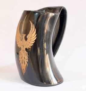 Juego de jarras de cerveza de cuerno vikingo natural, acabadas a mano, de calidad. - Product Image 1