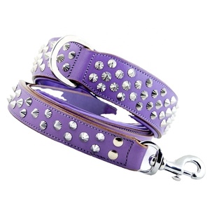 Collar de perro de cuero suave hecho a mano, nuevos tachuelas de punta, proveedor indio exclusivo, mayorista, todos los tamaños disponibles, remache de patrón sólido - Product Image 1