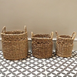 Panier rond en jonc de mer à tressage ouvert, fait main, pour rangement, vente en gros, écologique, fabriqué au Vietnam - Product Image 4