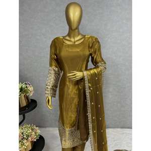 Ensembles de vêtements de fête magnifiques pour femmes - Taille XL Haut Pantalon Dupatta - Product Image 4