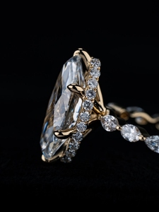 Anillo de Diamante Moissanite de Corte Marquesa de Lujo, Chapado en Oro Amarillo, Diseño Personalizado, Anillo de Compromiso y Boda para Mujer, Regalo - Product Image 3