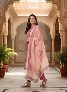 Conjunto de traje de mezcla de algodón rosa premium, kurta recta con cuello en V, pantalón parcialmente elástico con bolsillo, solo venta al por mayor - Product Image 3