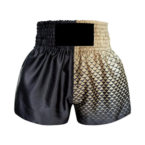 Pantalones Cortos de Muay Thai Negros con Rayas Doradas, Pantalones Profesionales de Kickboxing con Cintura Ancha, Equipo Personalizado - Product Image 6