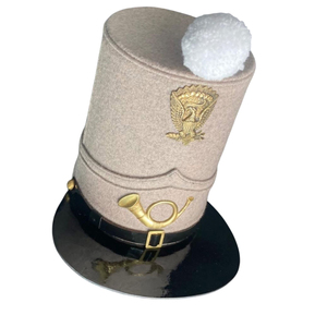 Gorra Estilo Shako de Fieltro Gris Personalizada OEM con Pompón Blanco y Emblema Decorativo Dorado para Disfraces de Desfile y Uso Ceremonial - Product Image 5