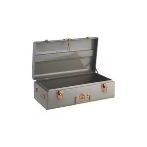 Ensemble de caisses en fer de style antique gris anthracite vieilli, petites et grandes, fabriquées à la main, avec finition patinée, type coffre de rangement en acier. - Product Image 3