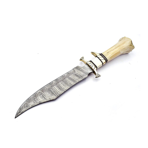 Couteau de chasse en acier à motif Damas avec étui en cuir, outil utilitaire artisanal pour le bushcraft et le camping - Product Image 2
