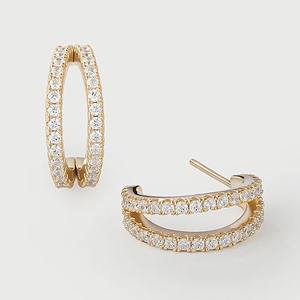 Boucles d'oreilles Huggie en or 14K pavé de diamants de laboratoire 0,70 ct, demi-cerceau minimaliste parallèle en argent, certifiées IGI, pour femme, idéales pour les soirées - Product Image 3