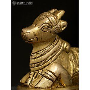 Petite sculpture Nandi en laiton faite à la main de 3 pouces pour la maison et le temple Article fabriqué en Inde - Product Image 4