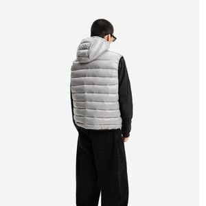 Gilet matelassé d'hiver chaud pour homme avec capuche, personnalisable avec logo, fermeture éclair, style doudoune, idéal pour l'extérieur – Nouvelle collection très demandée - Product Image 3