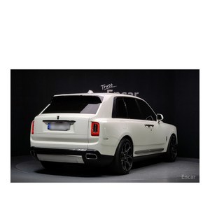 Rolls-Royce Cullinan 2023/5, 6.7 V12, Caja de Cambios Automática, 12,913 km, Volante a la Izquierda, Emisión Euro V, 5 Plazas - Product Image 2